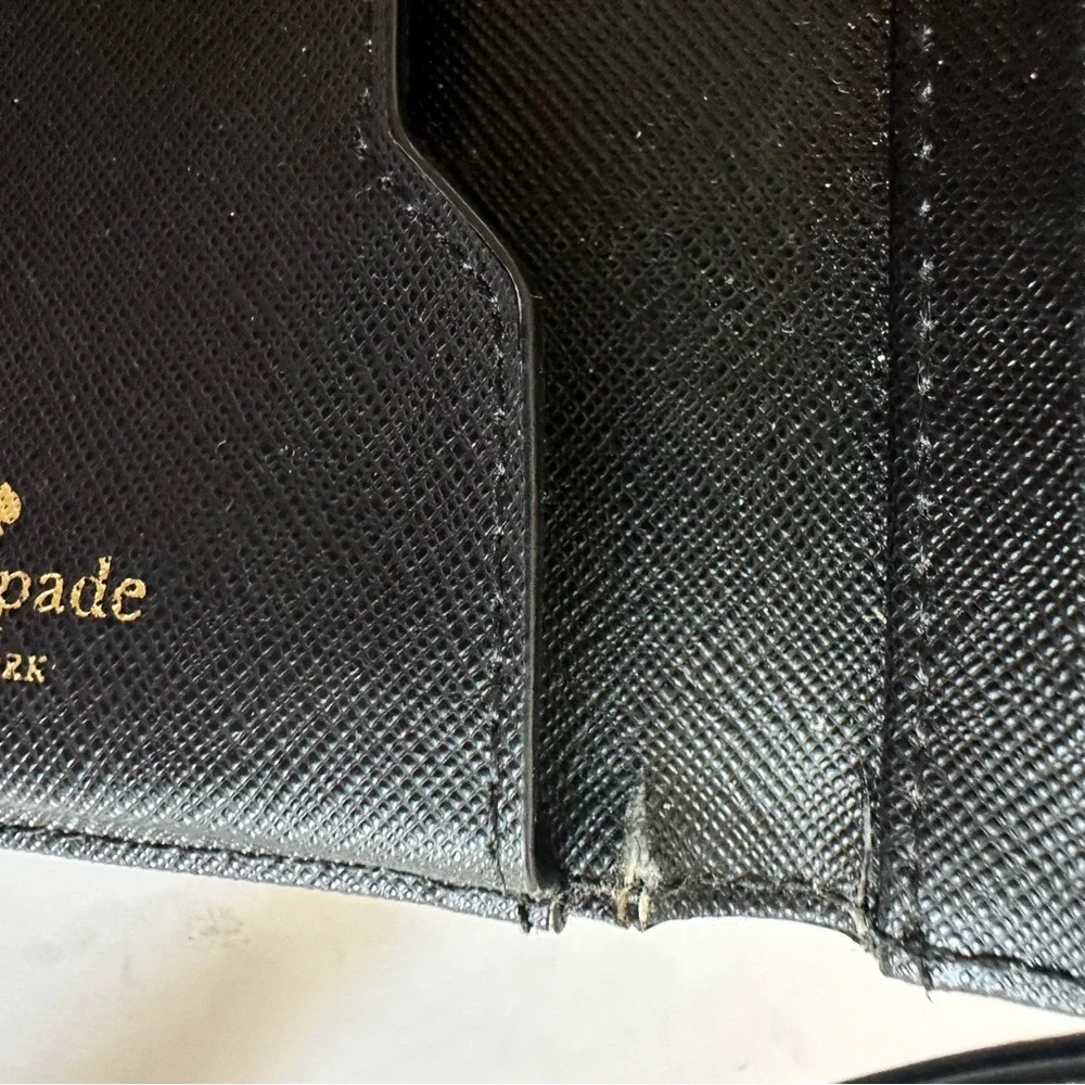 Kate Spade Black Saffiano Leather Wristlet Wallet Detachable Wrist Strap‎